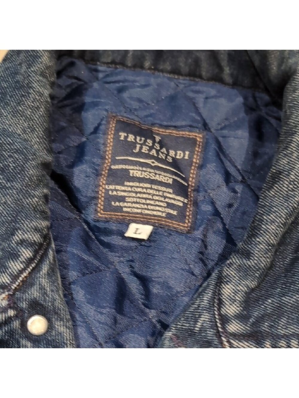 Denim Jean Jacket with Leather Collar Quilted Lining Vintage - Picture 7 of 15